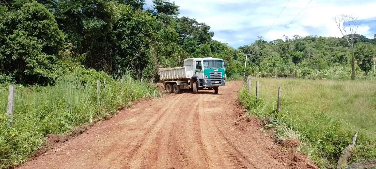 Camacã: Prefeitura começa a recuperar estradas vicinais